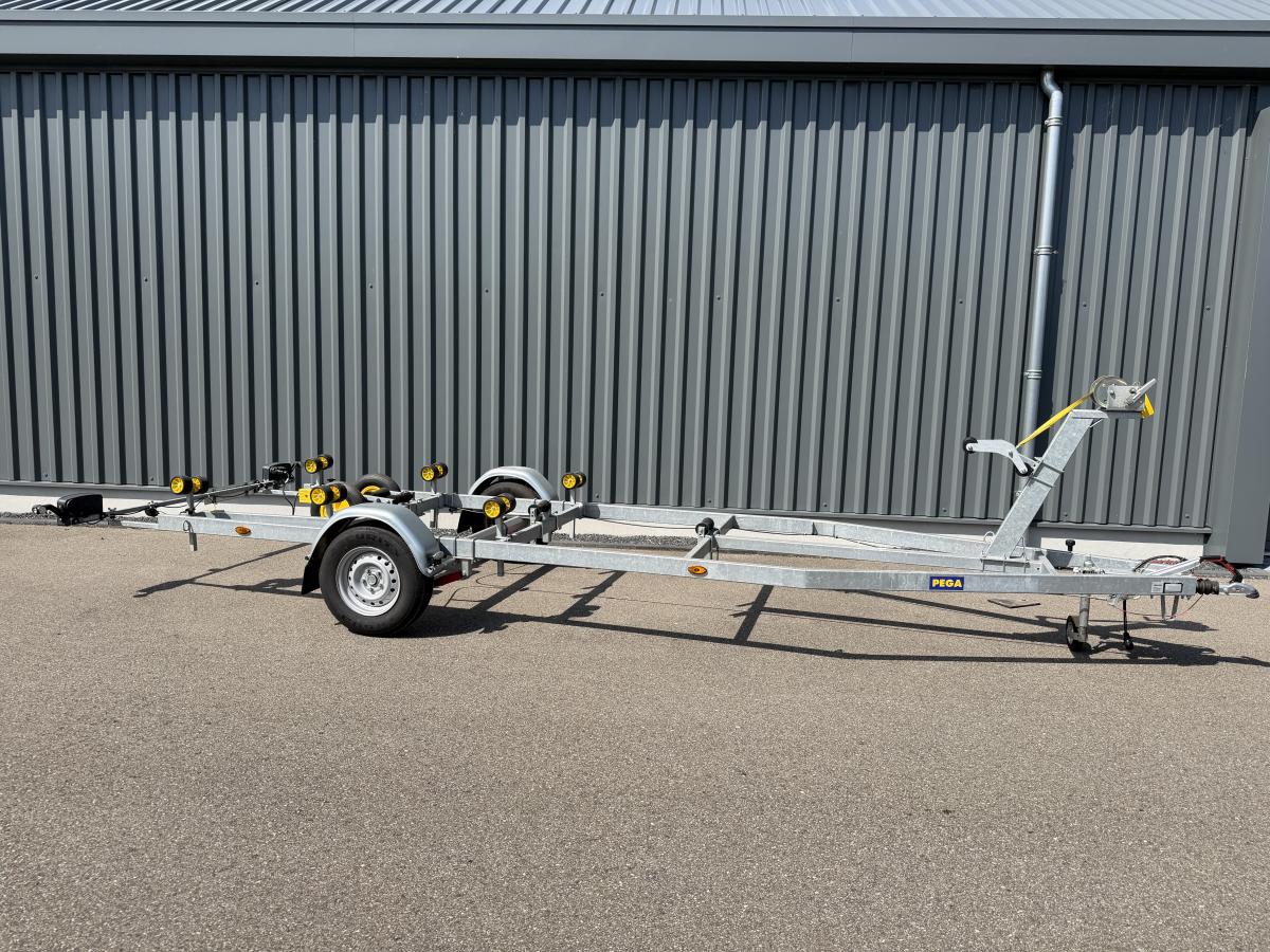 Te koop Pega VB1350 Boottrailers | Bomert Watersport