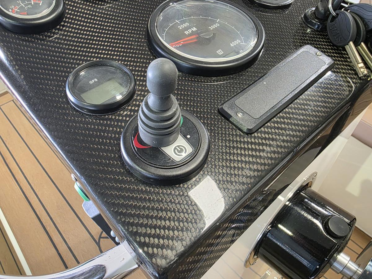 Waterspoor 616 Aviator Te koop bij Bomert watersport Giethoorn