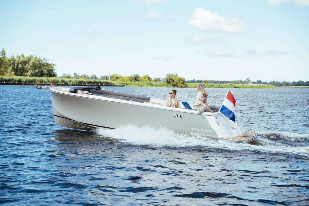 Te koop Lifestyle  777 Tender Sloepen | Bomert Watersport