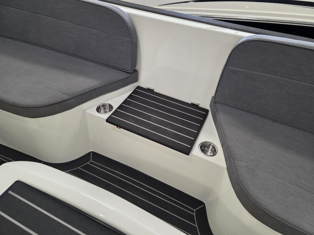 Antaris Fifty5 Te koop bij Bomert watersport Giethoorn