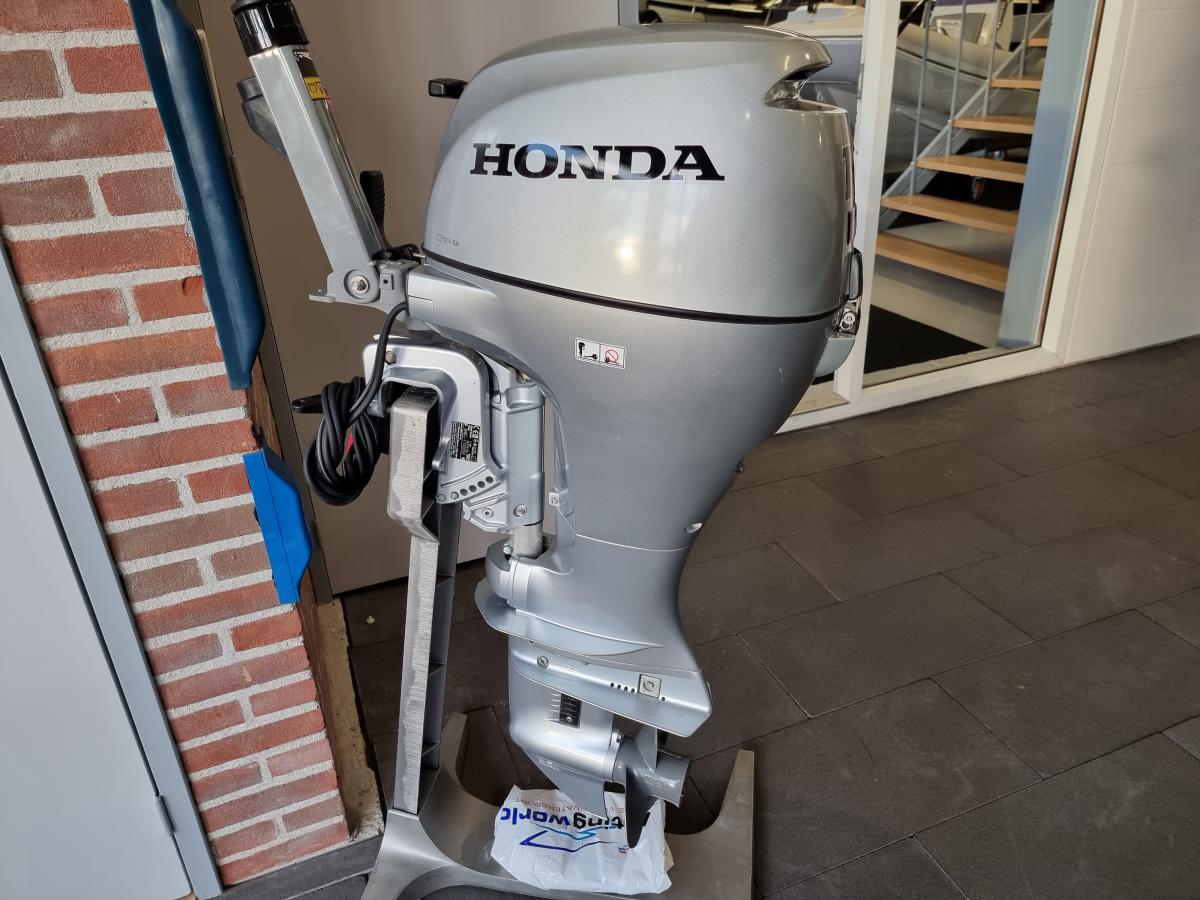Honda  BF 10 Fourstroke  Te koop bij Bomert watersport Giethoorn