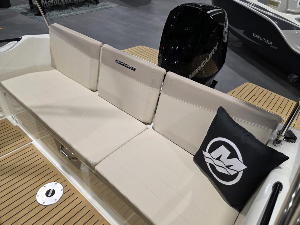 Quicksilver 705 Open Te koop bij Bomert watersport Giethoorn