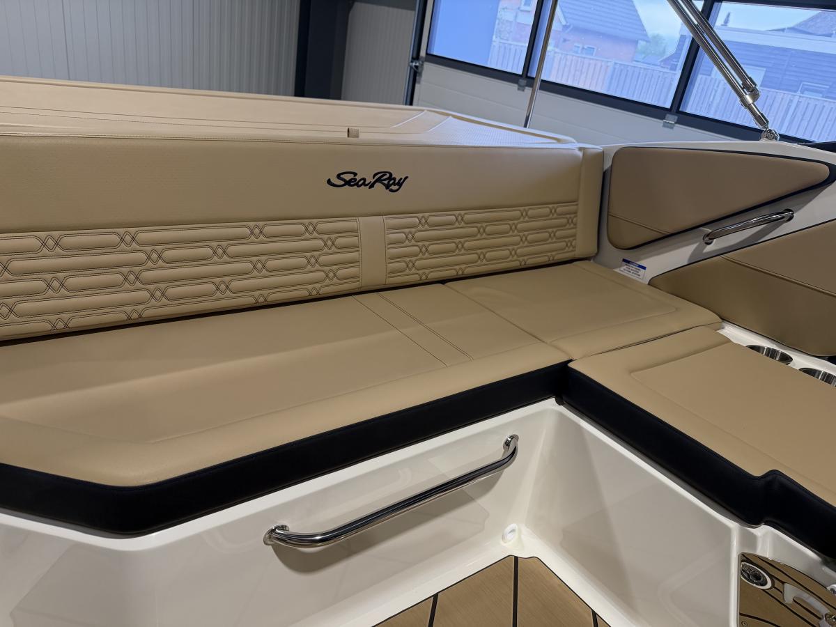 Sea Ray SPX 190 Te koop bij Bomert watersport Giethoorn