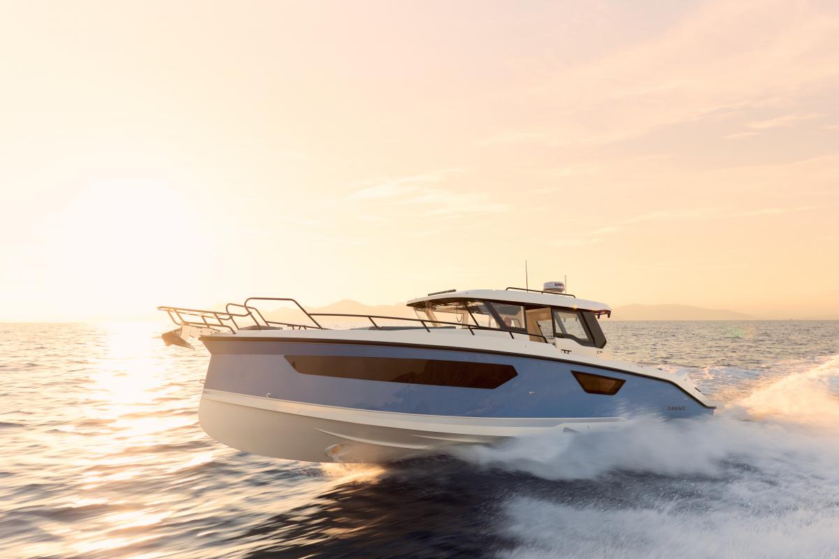 Navan C38 Te koop bij Bomert watersport Giethoorn