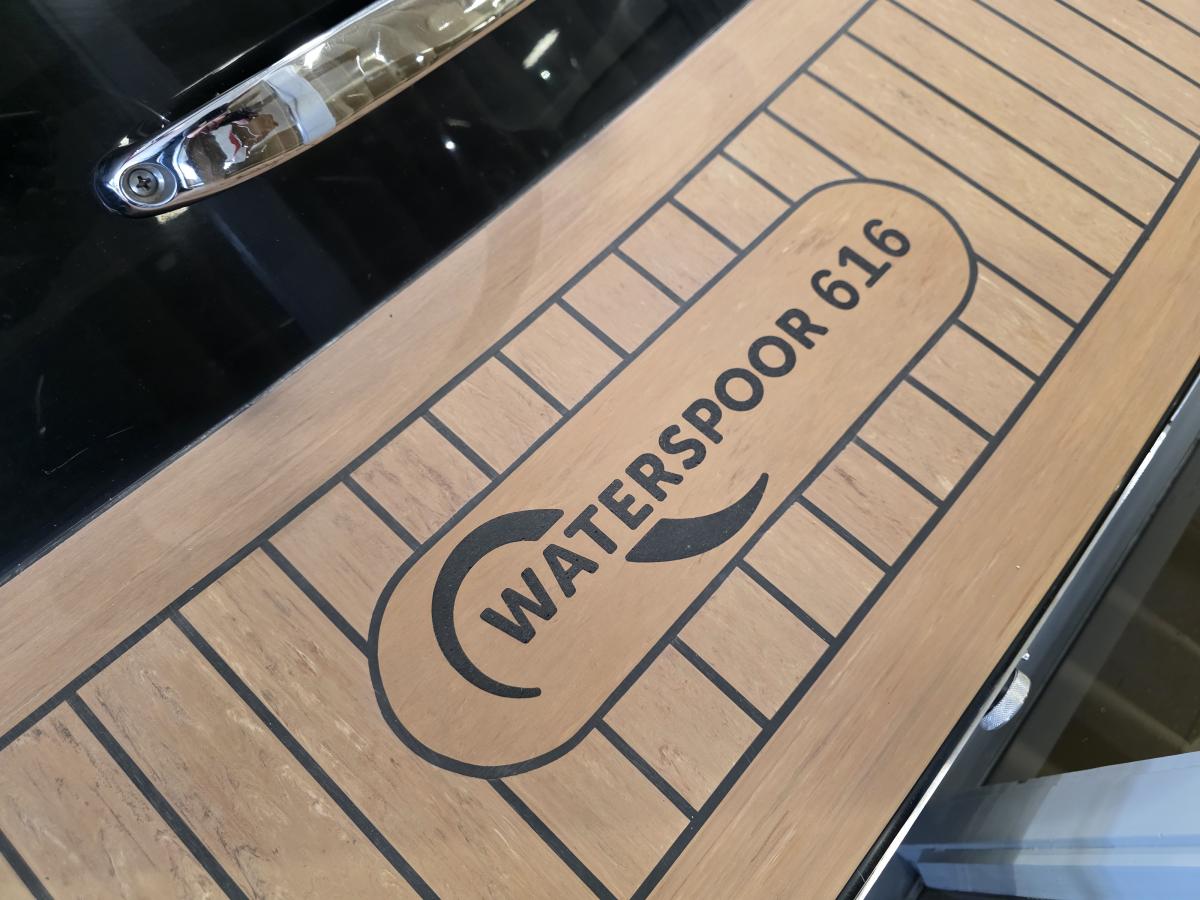 Waterspoor 616 Aviator Te koop bij Bomert watersport Giethoorn