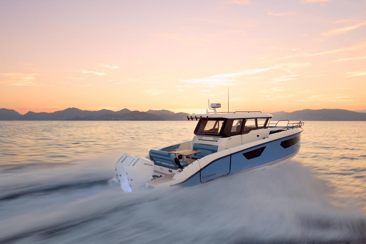 Navan C38 Te koop bij Bomert watersport Giethoorn