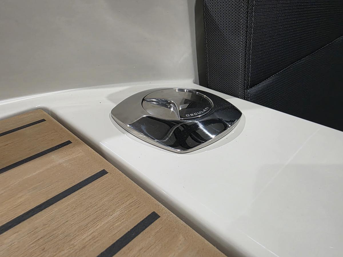 Antaris Seventy5 Te koop bij Bomert watersport Giethoorn