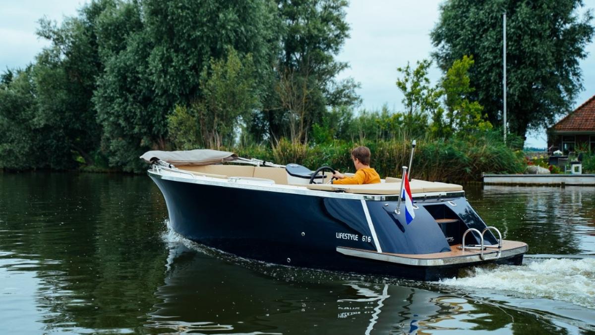 Te koop Lifestyle 616 Tender Sloepen | Bomert Watersport