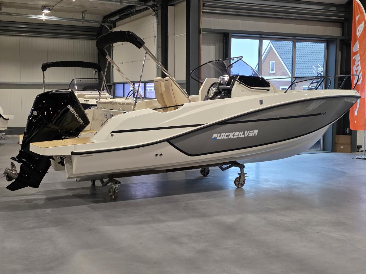 Quicksilver 705 Open Te koop bij Bomert watersport Giethoorn