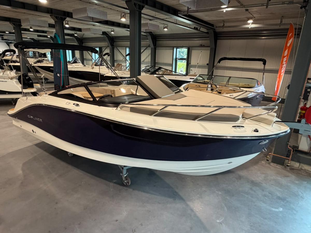 Bayliner C21 Te koop bij Bomert watersport Giethoorn