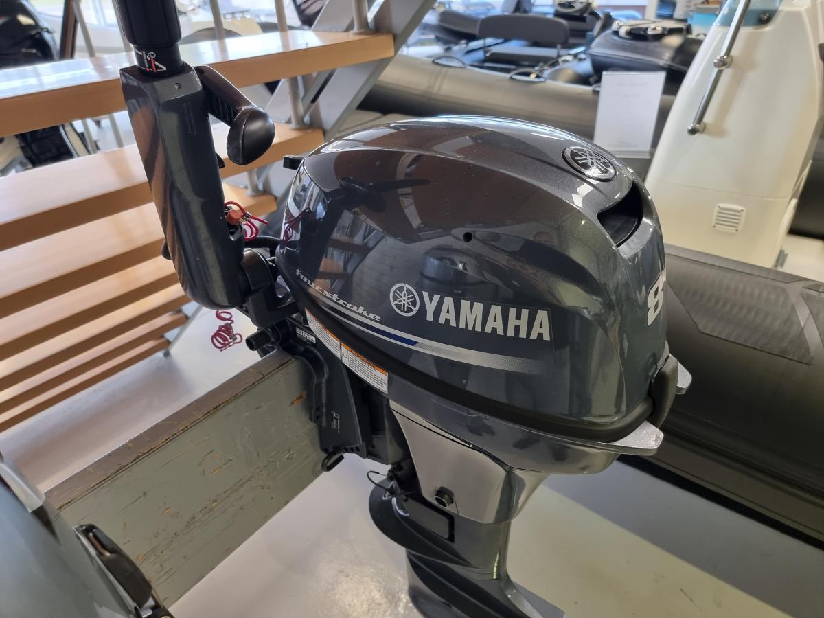 Yamaha  8 Fourstroke Te koop bij Bomert watersport Giethoorn