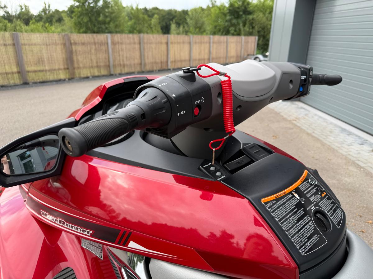 Yamaha Waverunner FX SHO Te koop bij Bomert watersport Giethoorn