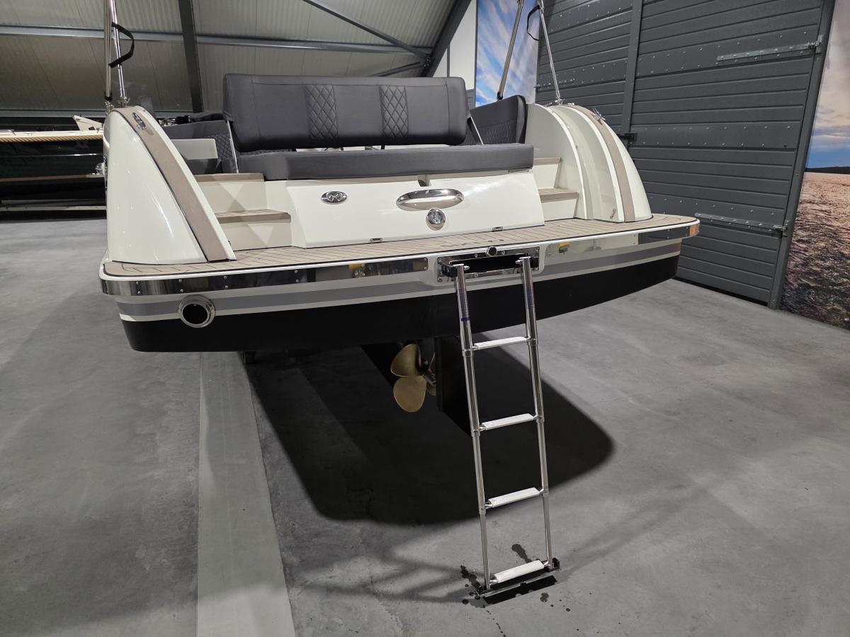 Antaris Sixty7 Te koop bij Bomert watersport Giethoorn