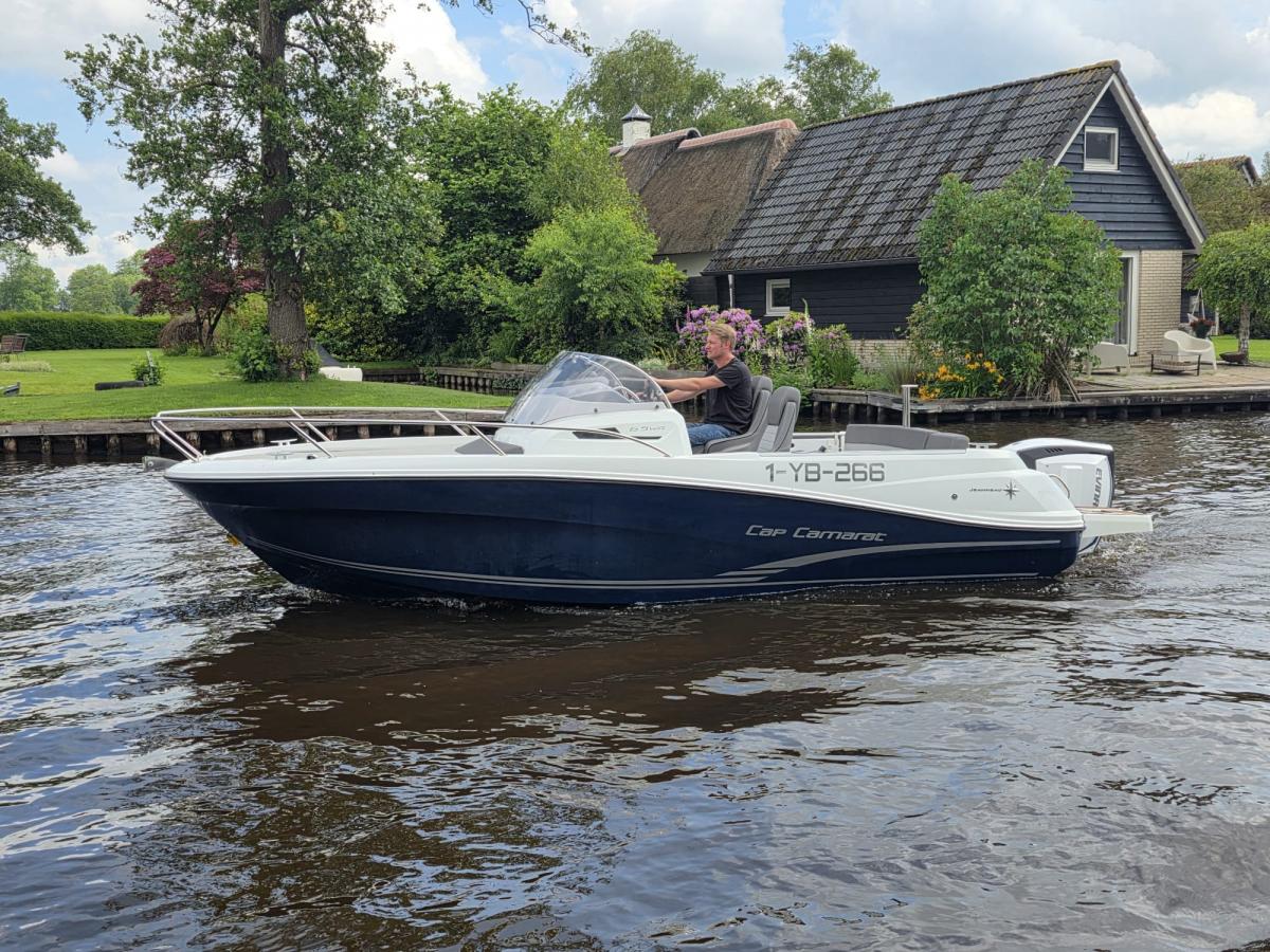 Cap Camarat 6.5 WA Te koop bij Bomert watersport Giethoorn