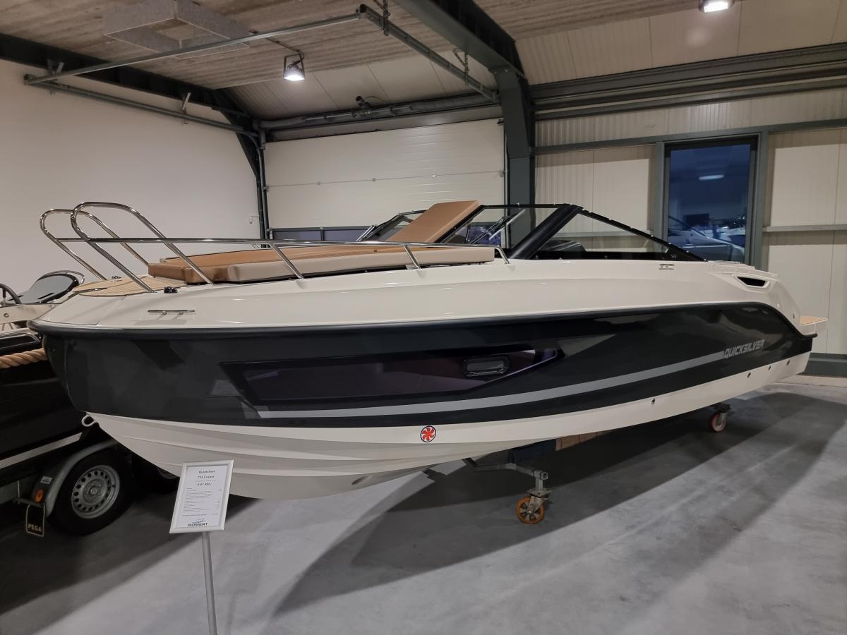 Quicksilver 755 Cruiser Te koop bij Bomert watersport Giethoorn