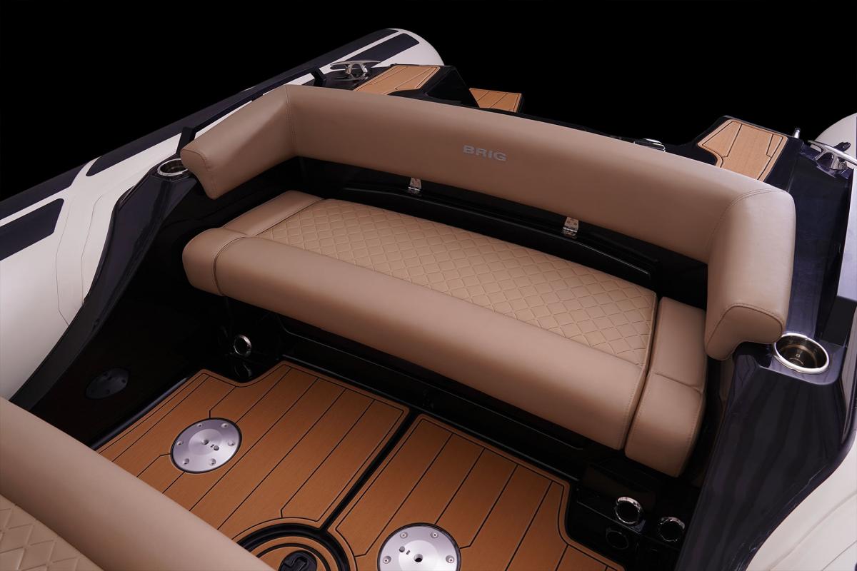 BRIG Eagle 8 Te koop bij Bomert watersport Giethoorn