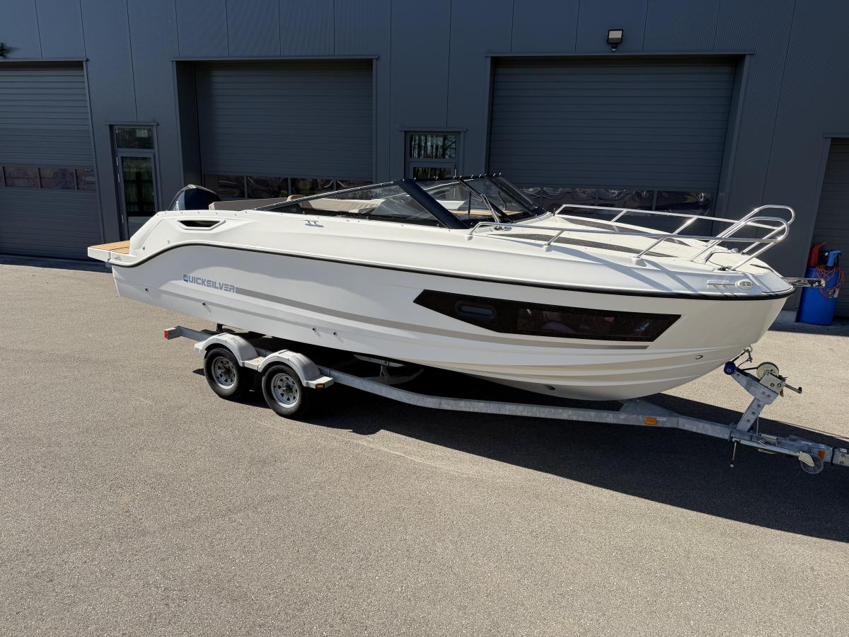 Te koop Quicksilver 755 Cruiser Consoleboten | Bomert Watersport