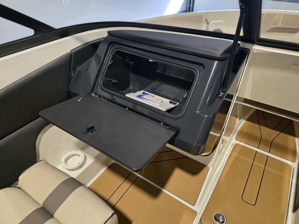 Bayliner V20 Outboard Te koop bij Bomert watersport Giethoorn