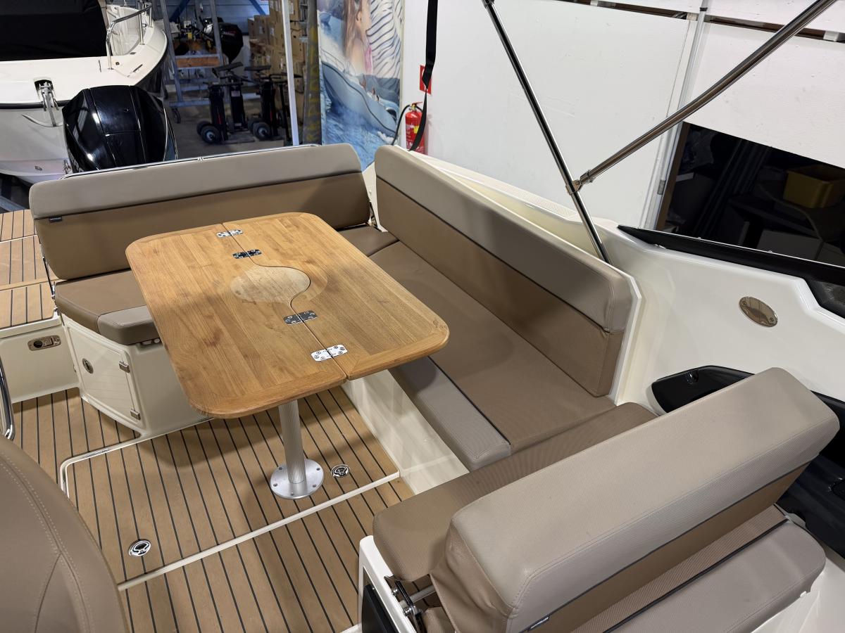 Quicksilver 755 Cruiser Te koop bij Bomert watersport Giethoorn