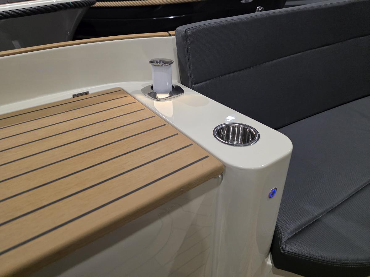 Antaris Seventy5 Te koop bij Bomert watersport Giethoorn