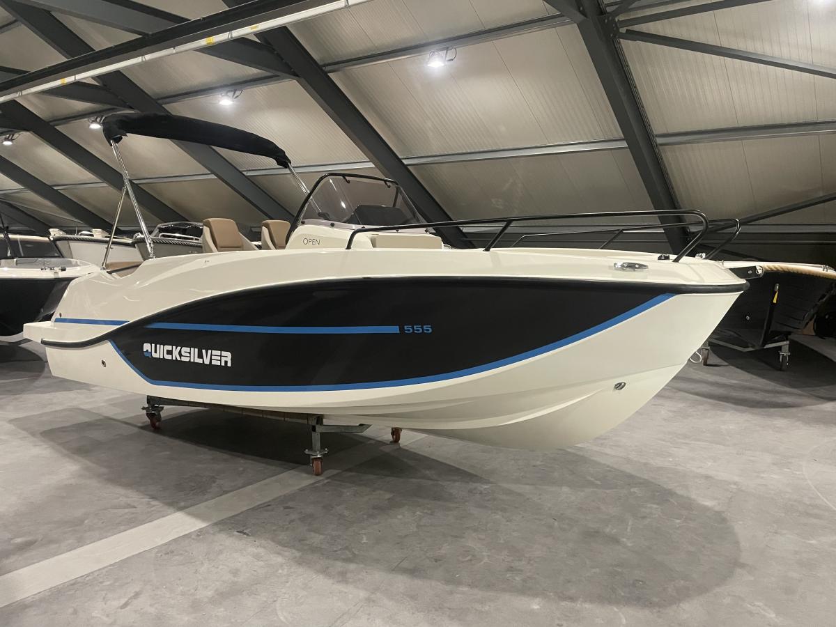Te koop Quicksilver 555 Open Consoleboten | Bomert Watersport