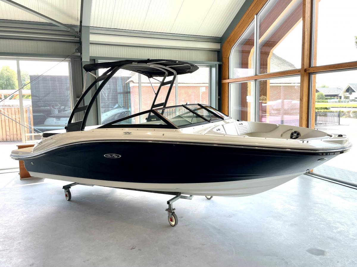 Te koop Sea Ray SPX 190 Sportboten | Bomert Watersport