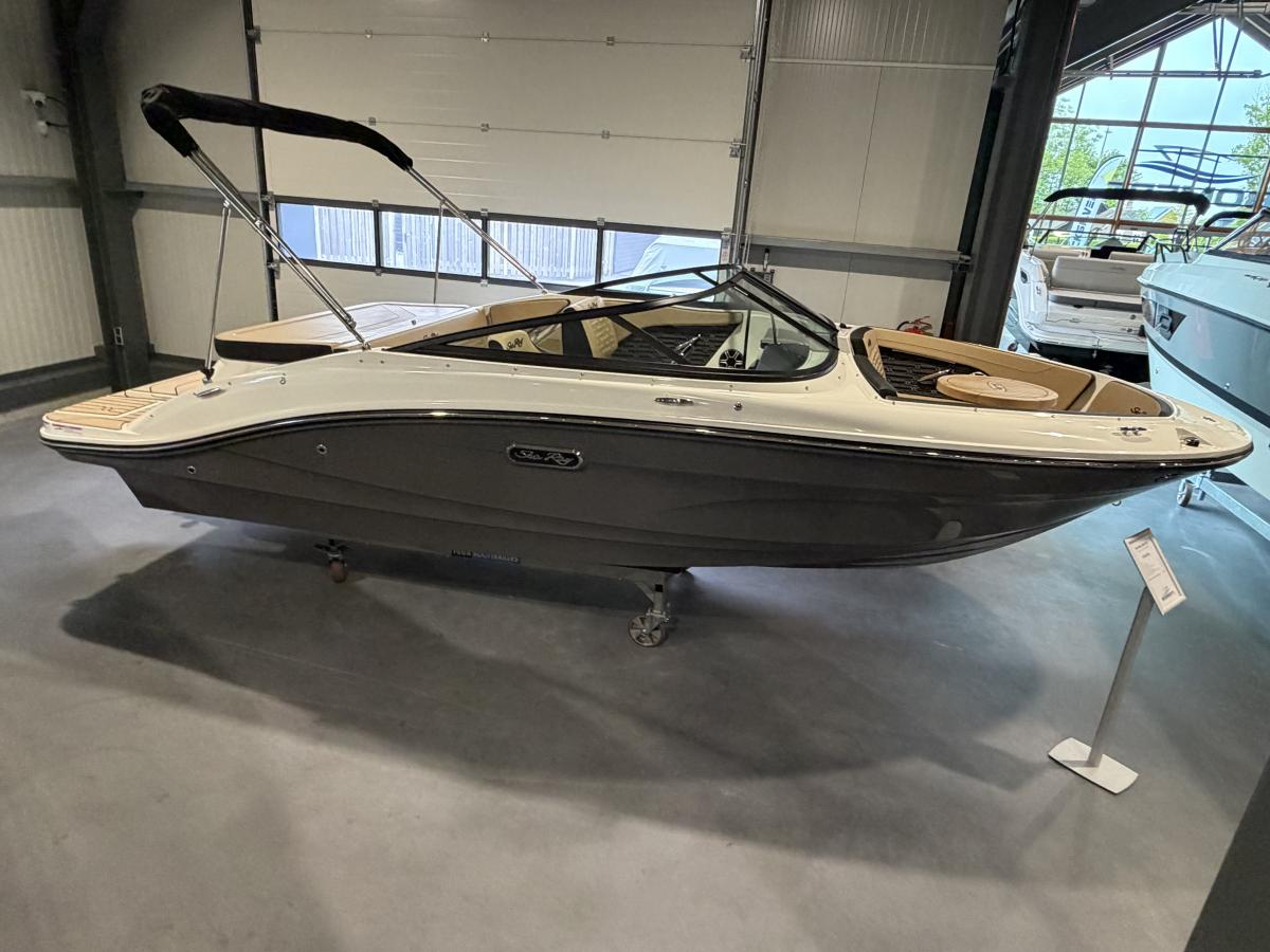 Sea Ray SPX 190 Te koop bij Bomert watersport Giethoorn