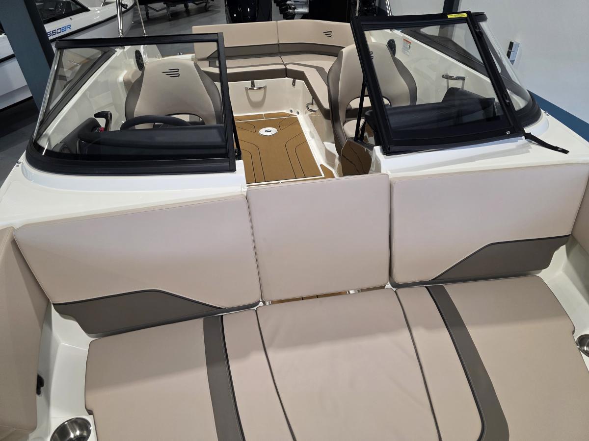 Bayliner V20 Outboard Te koop bij Bomert watersport Giethoorn