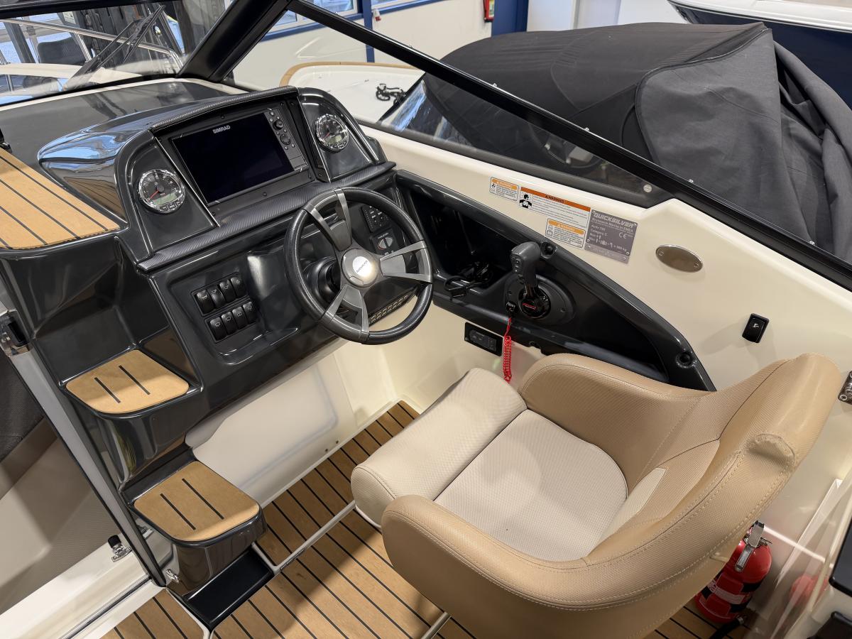 Quicksilver 755 Cruiser Te koop bij Bomert watersport Giethoorn