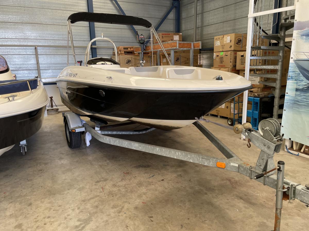 Te koop Bayliner  Element E5 Consoleboten | Bomert Watersport