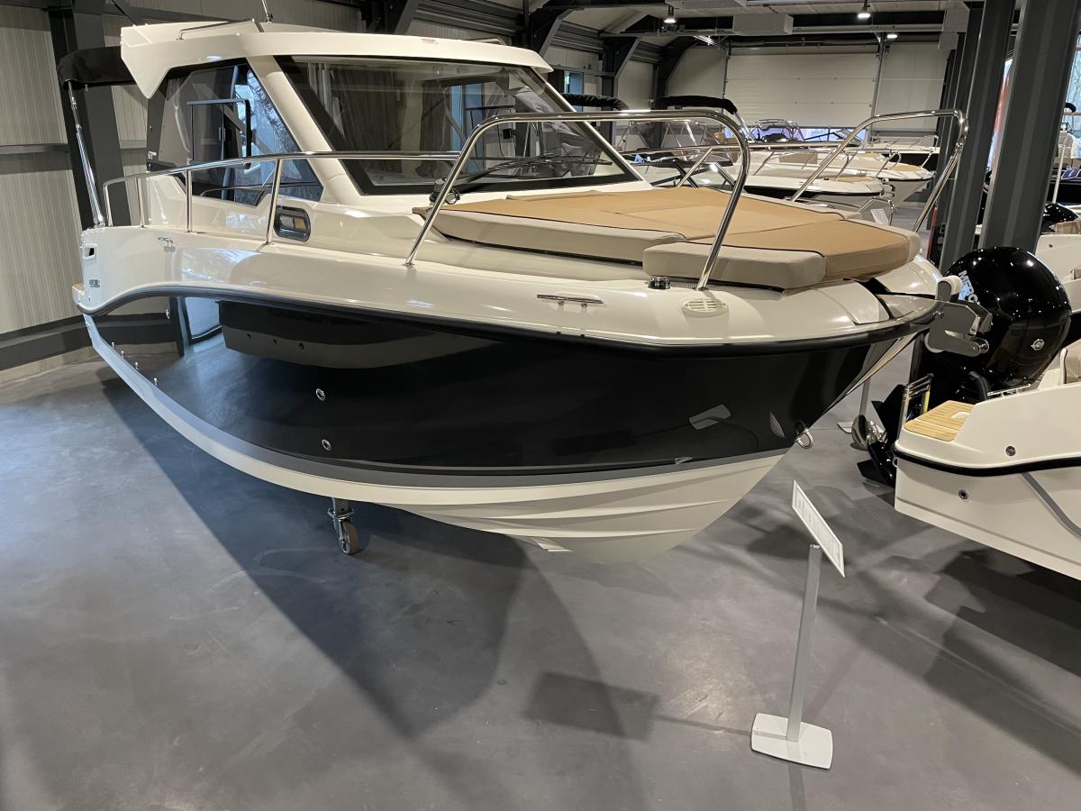 Te koop Quicksilver 675 Weekend Sportcruisers | Bomert Watersport