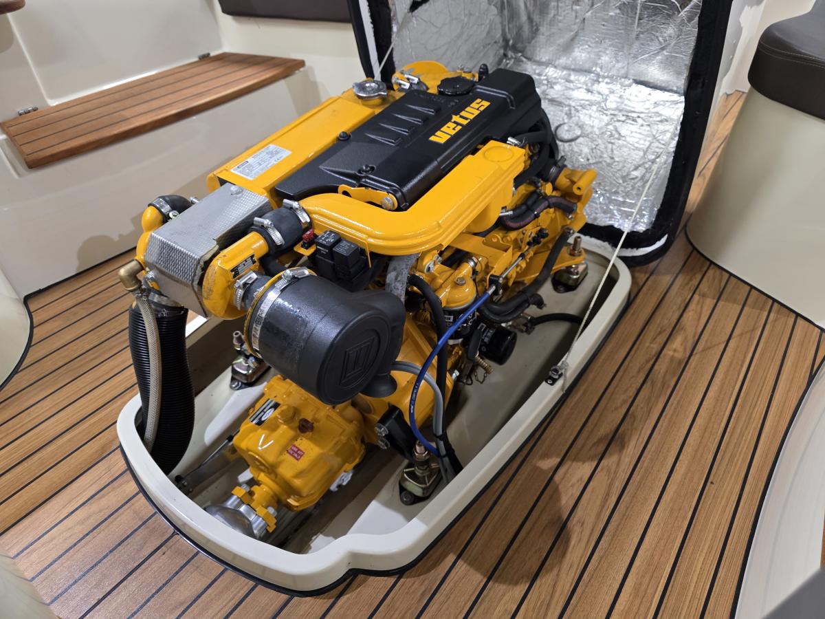 Antaris Connery 22 Te koop bij Bomert watersport Giethoorn