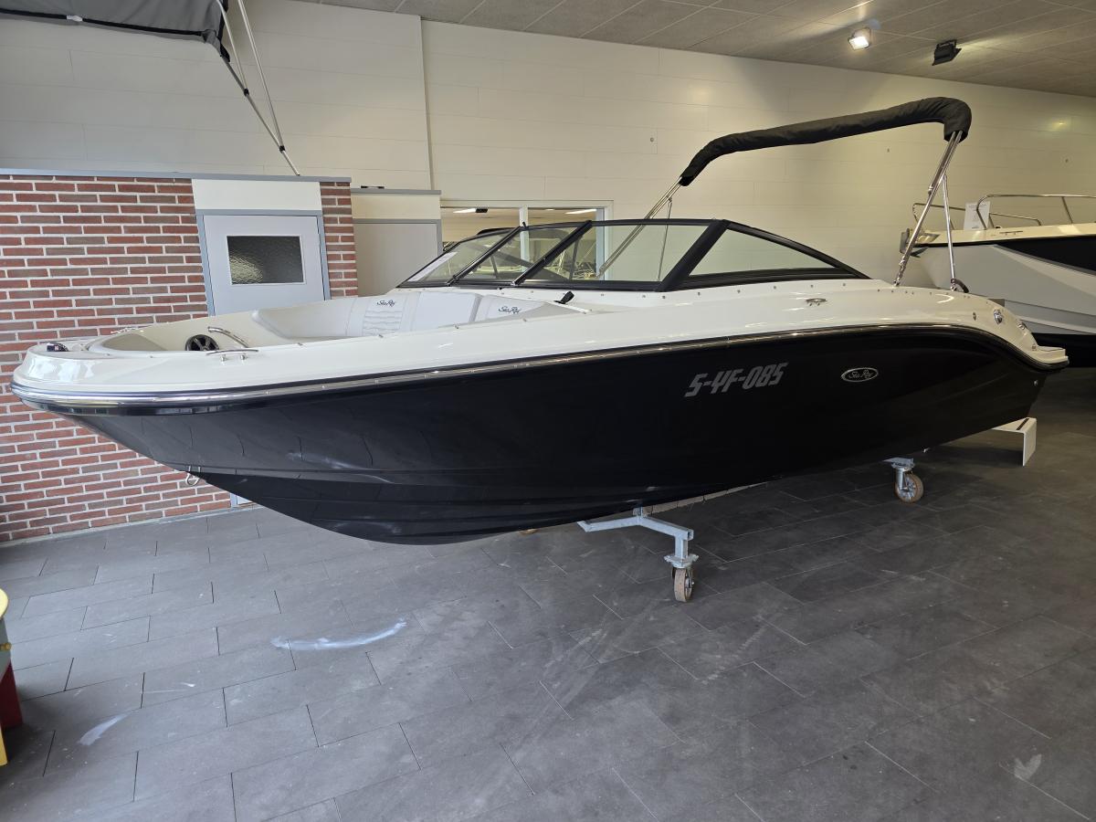 Te koop Sea Ray SPX 210 Sportboten | Bomert Watersport