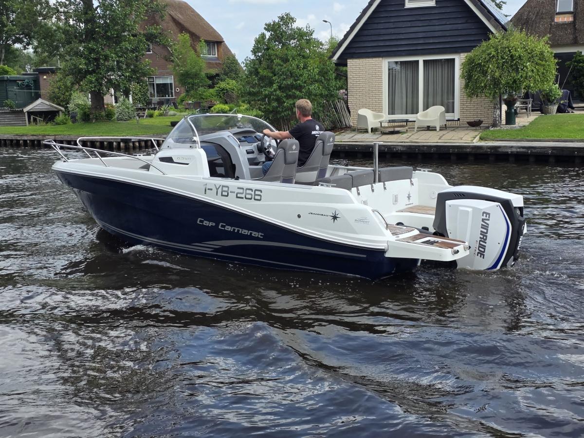 Cap Camarat 6.5 WA Te koop bij Bomert watersport Giethoorn