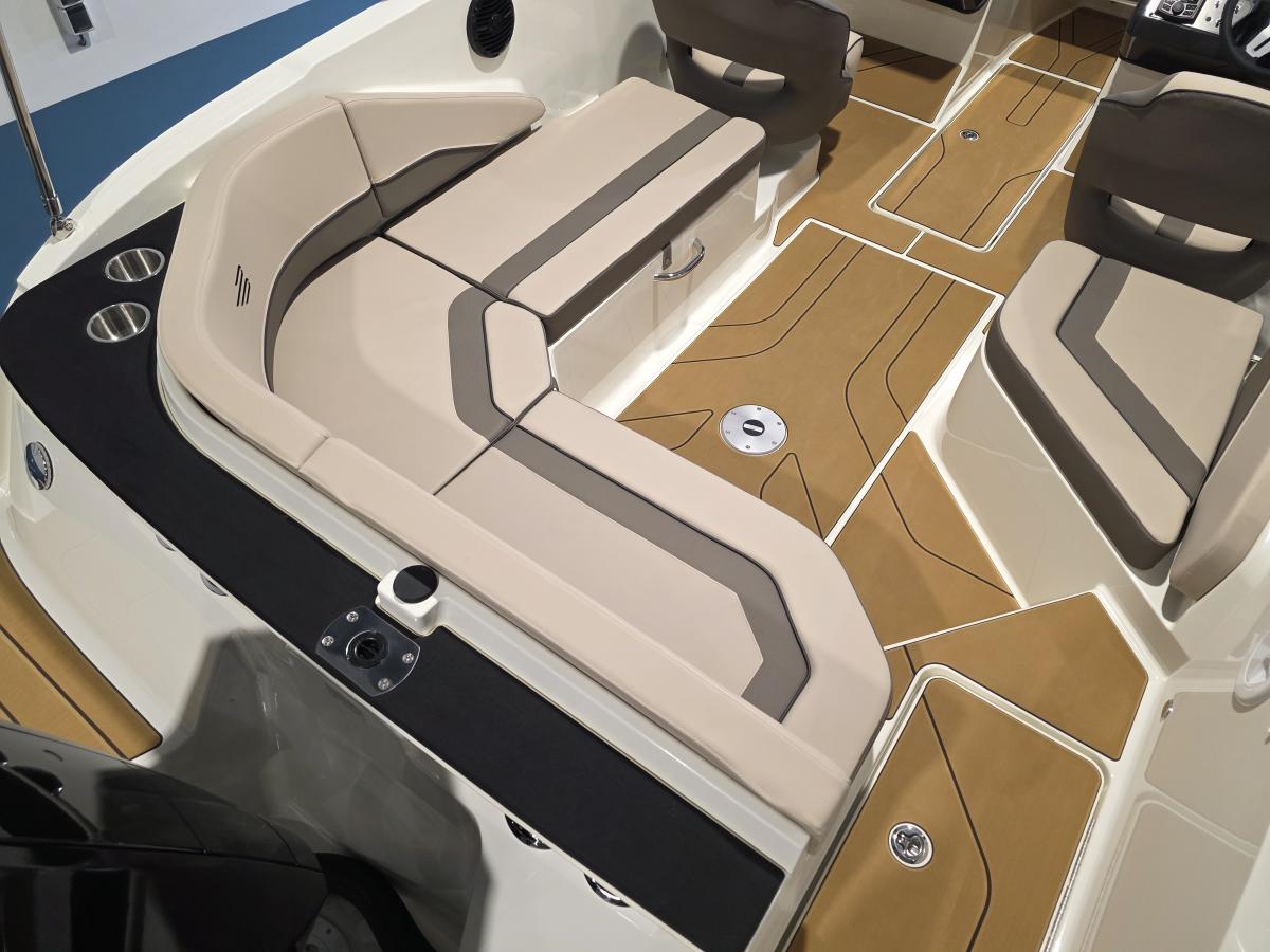Bayliner V20 Outboard Te koop bij Bomert watersport Giethoorn