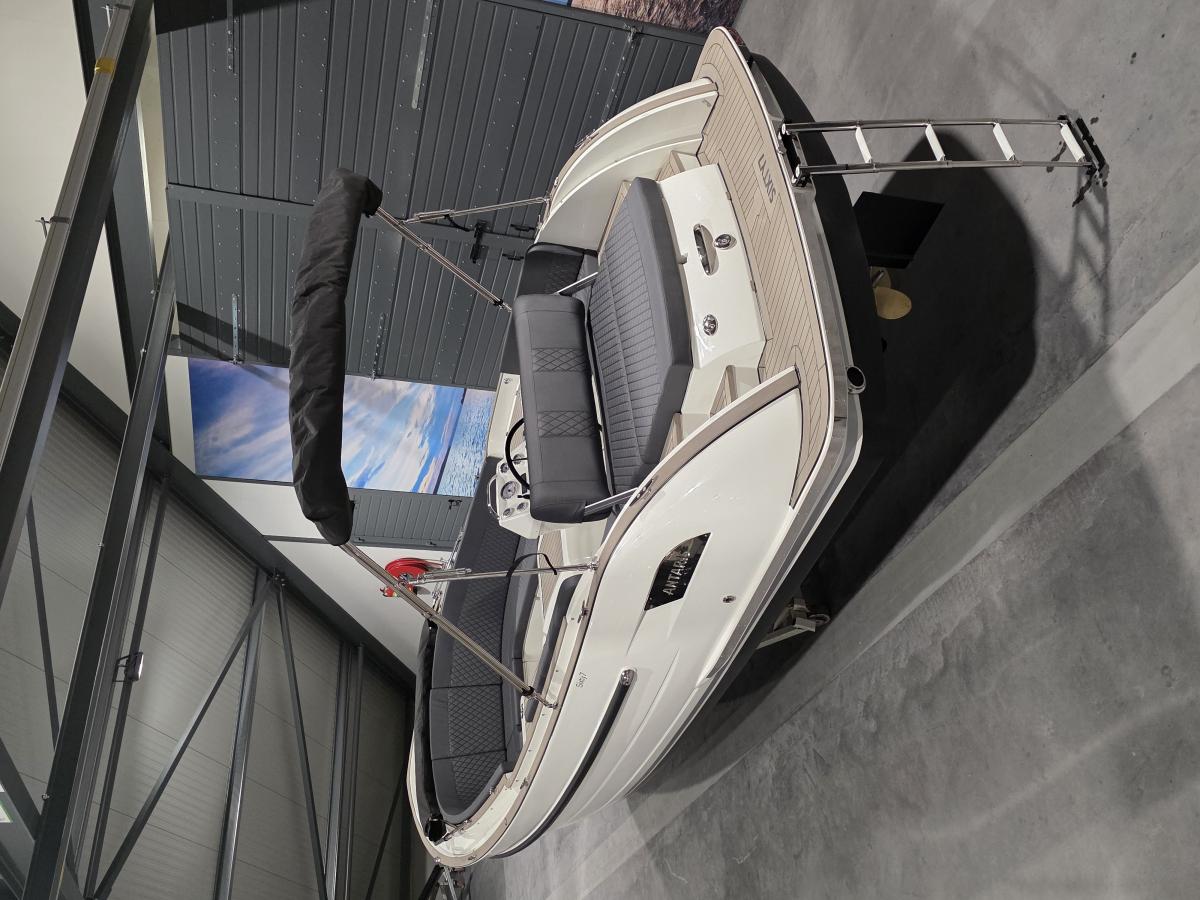 Antaris Sixty7 Te koop bij Bomert watersport Giethoorn