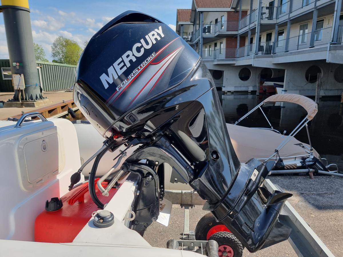 Mercury Oceanrunner 460  Te koop bij Bomert watersport Giethoorn