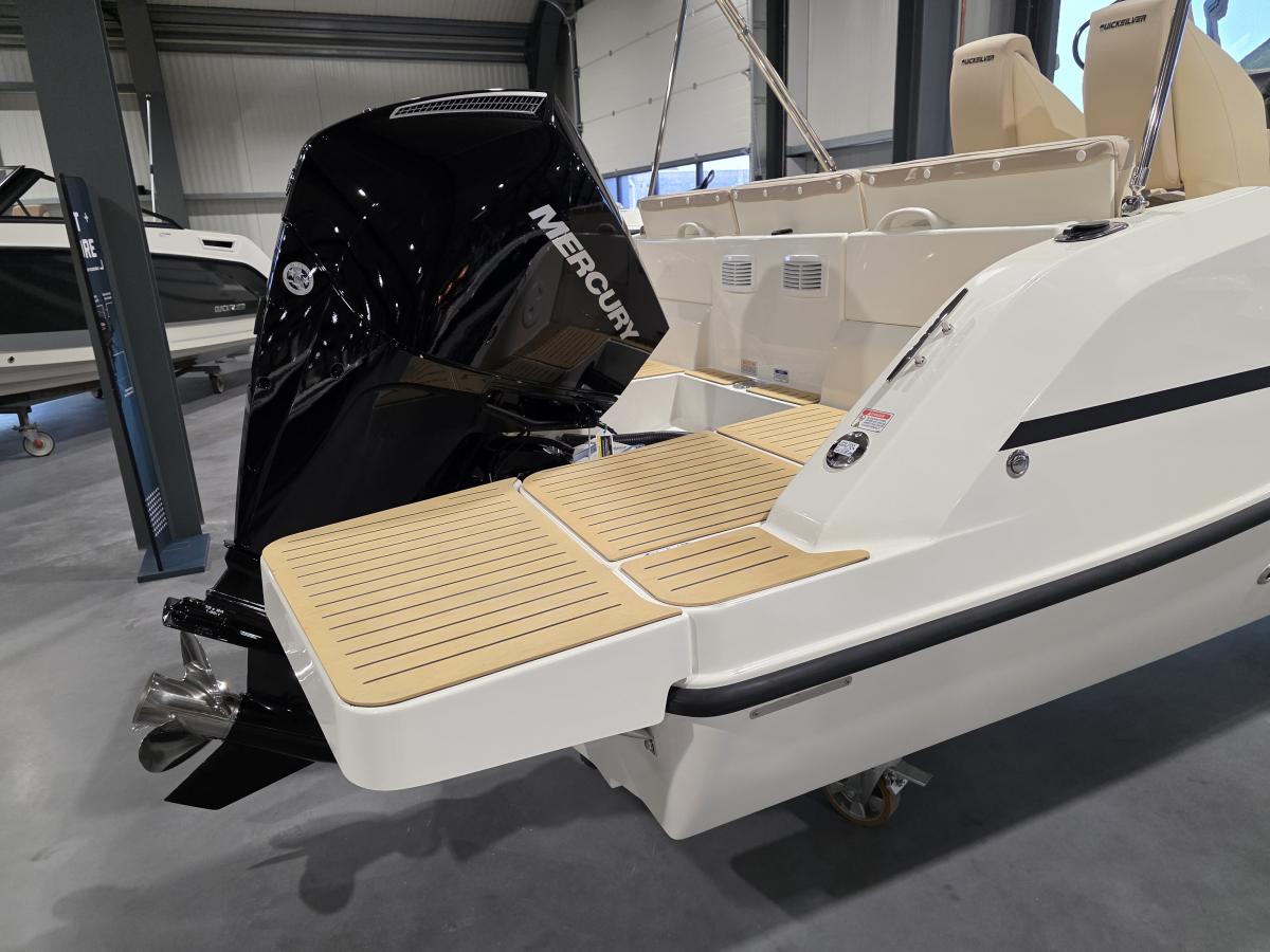 Quicksilver 705 Open Te koop bij Bomert watersport Giethoorn