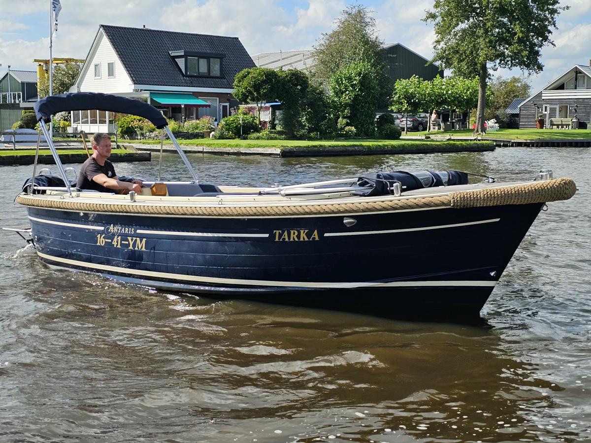 Antaris 650 Sport Te koop bij Bomert watersport Giethoorn