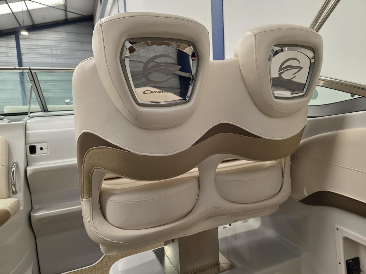 Crownline 264 CR Te koop bij Bomert watersport Giethoorn