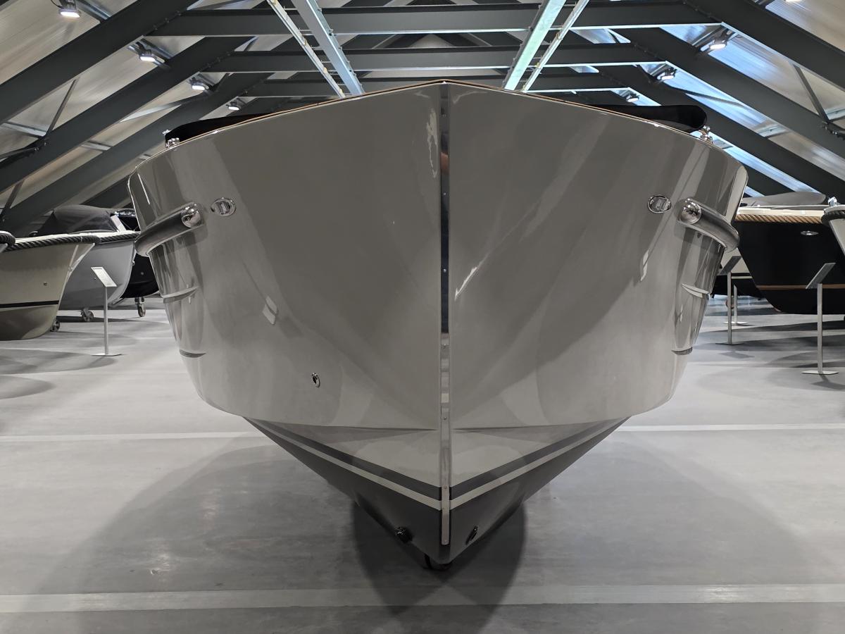 Antaris Seventy5 Te koop bij Bomert watersport Giethoorn