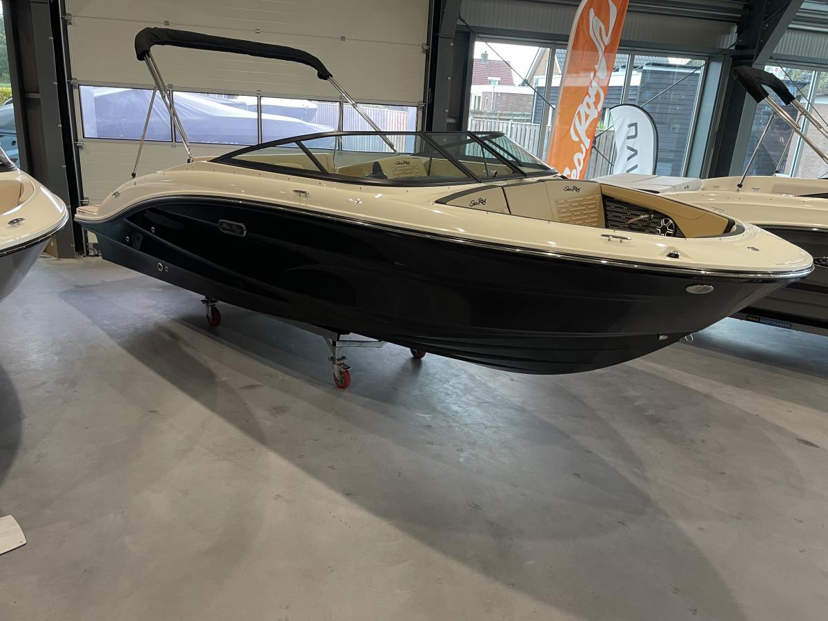 Te koop Sea Ray SPX 210 Sportboten | Bomert Watersport