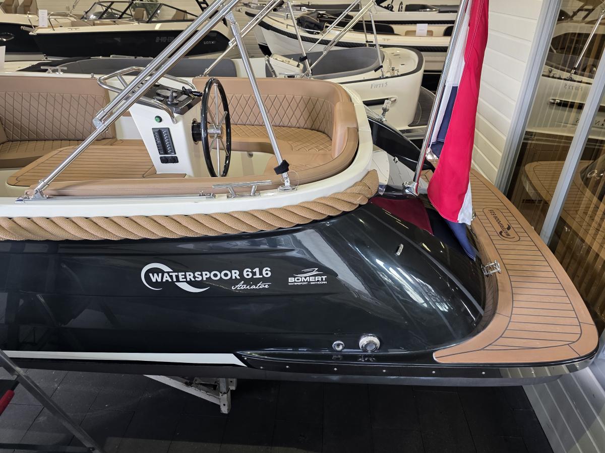 Waterspoor 616 Aviator Te koop bij Bomert watersport Giethoorn