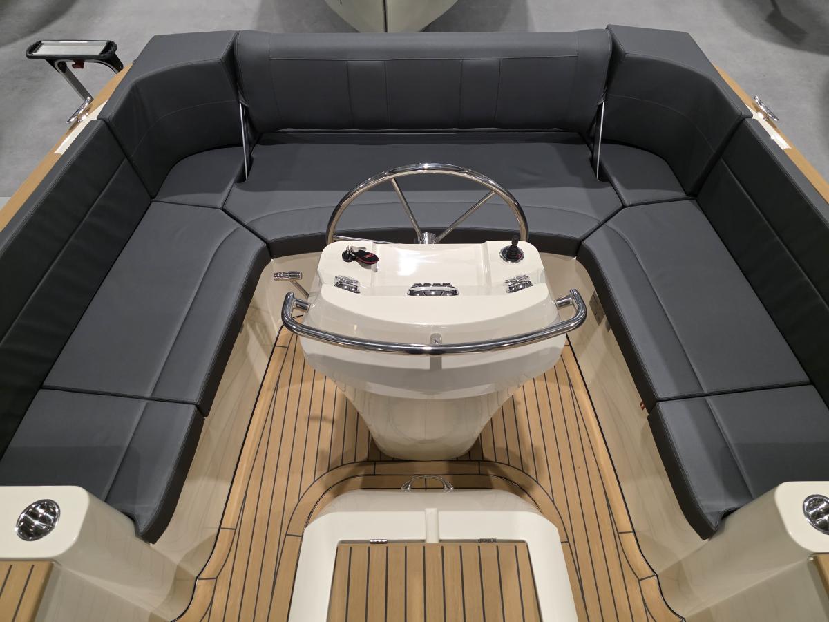 Antaris Seventy5 Te koop bij Bomert watersport Giethoorn