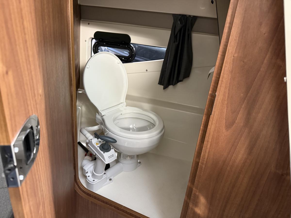 Quicksilver 755 Cruiser Te koop bij Bomert watersport Giethoorn