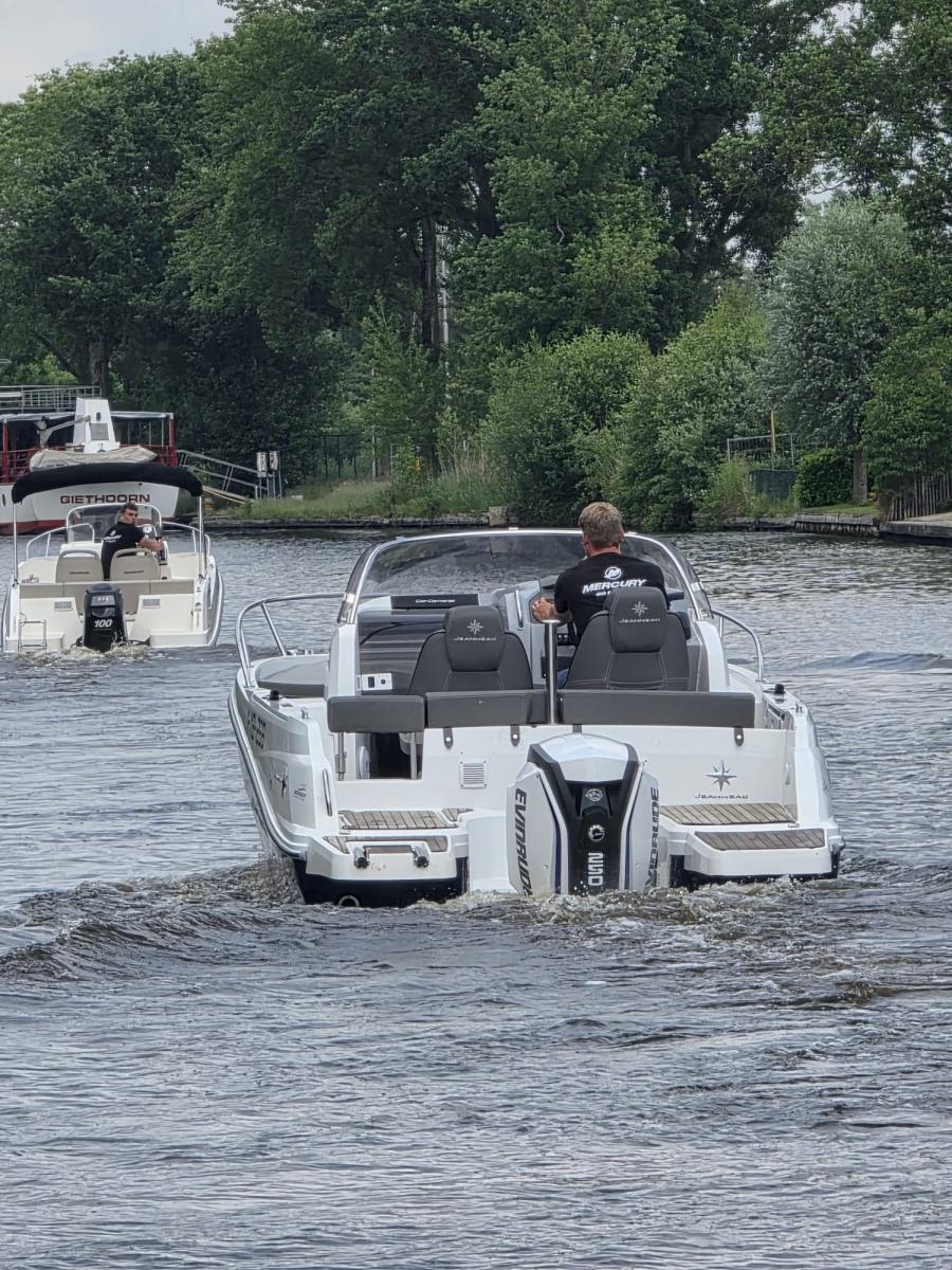 Cap Camarat 6.5 WA Te koop bij Bomert watersport Giethoorn