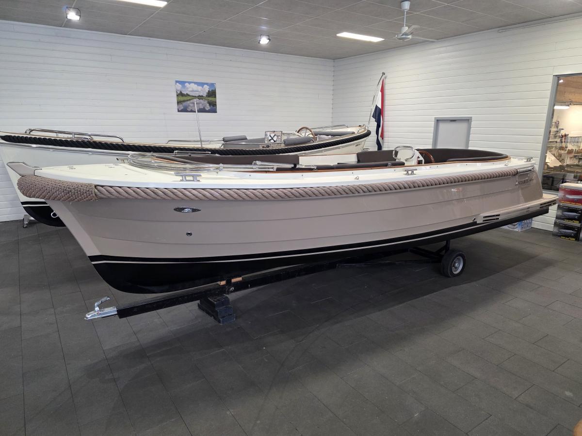 Antaris Connery 22 Te koop bij Bomert watersport Giethoorn
