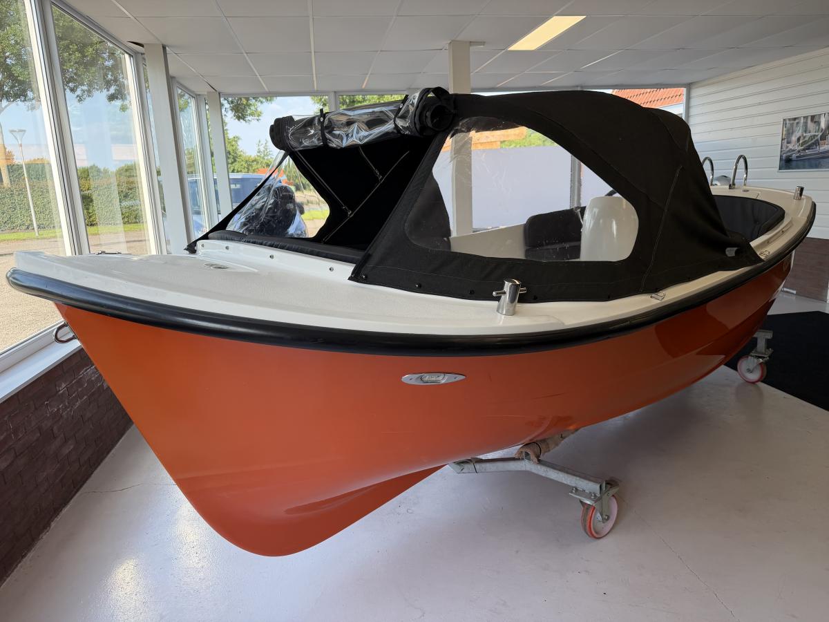 Kaapsloep 530 WK editie! Te koop bij Bomert watersport Giethoorn