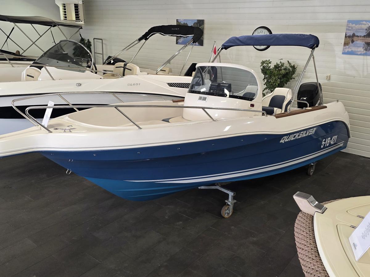 Te koop Quicksilver 630 Commander  Consoleboten | Bomert Watersport