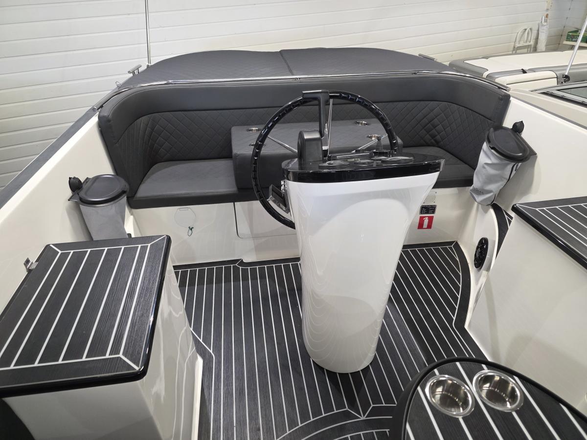 Maxima 720 Retro Te koop bij Bomert watersport Giethoorn